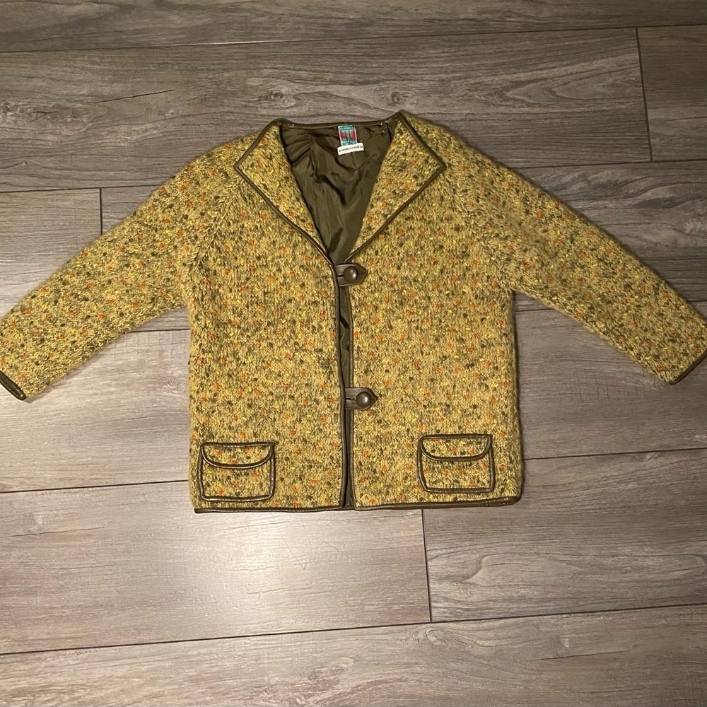 EUC True Vintage 1960s/1970s Ilaria Hand Knit Italy 93% Wool Blazer Sweater